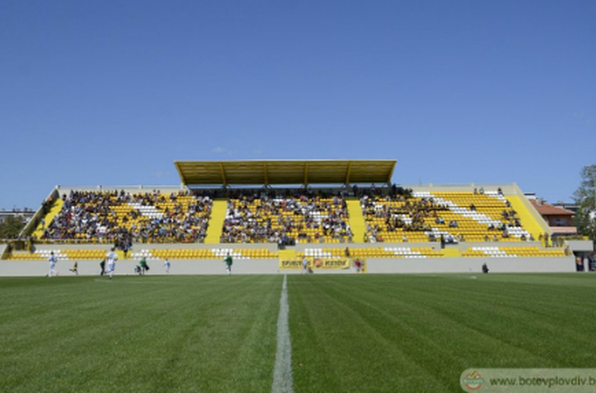 Ботев (Пд) слага видеостена за мача с Левски