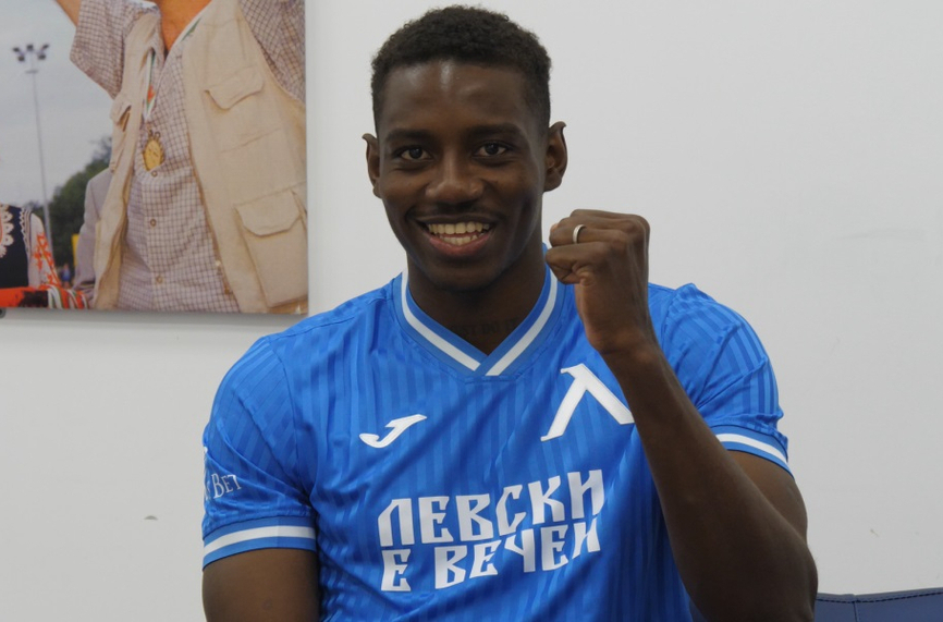 Кордоба: Ще продължим да работим като отбор