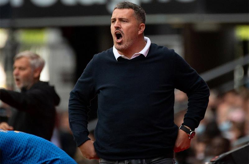 Официално: Реймс уволни треньора