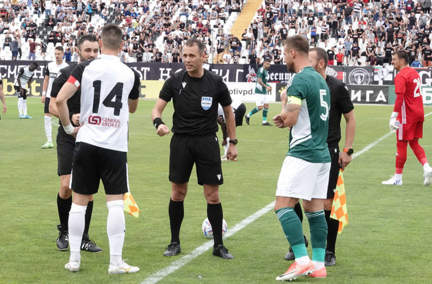 Христо Янев дебютира срещу приятел и съотборник