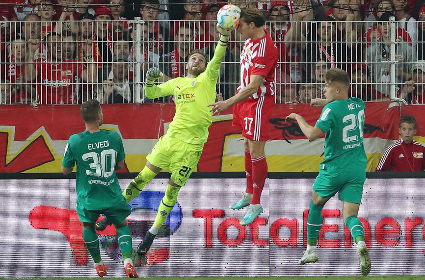 Унион пребори Борусия М и ВАР за победа с 2:1