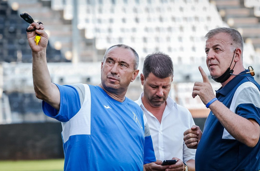 Левски тренира в Албена преди мача със Спартак (ВИДЕО)