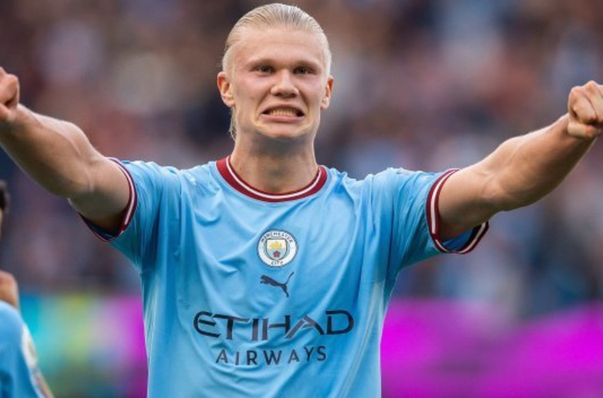 Шампионът се мъчи в Англия (ВИДЕО)