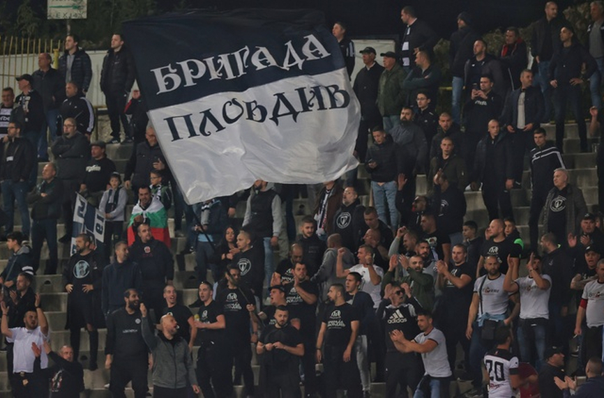 Хебър пусна билети по 10 лв. за феновете на Локо Пд