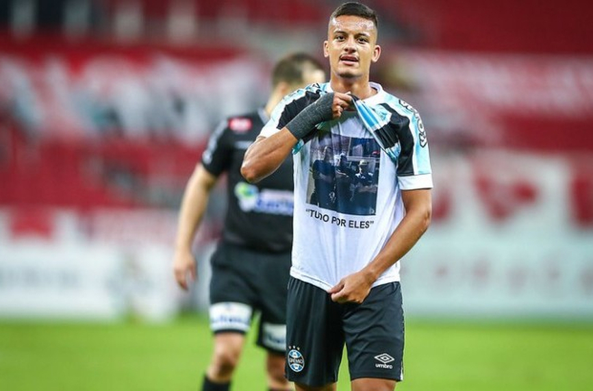 Трансферът на Рикардиньо в Левски още не е готов