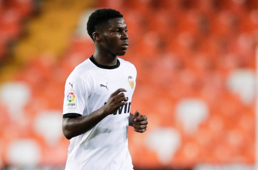 Клоп иска халф на Валенсия