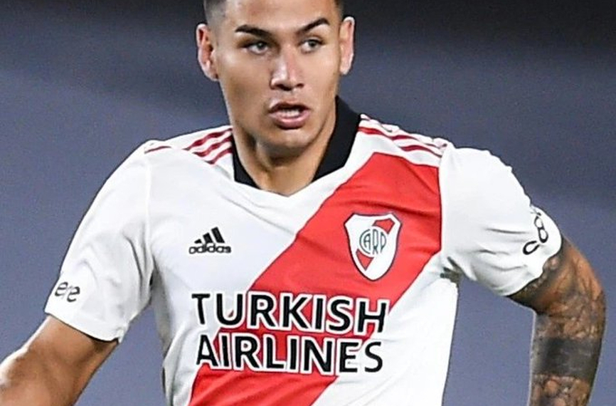 Аржентинец на крачка от Лудогорец