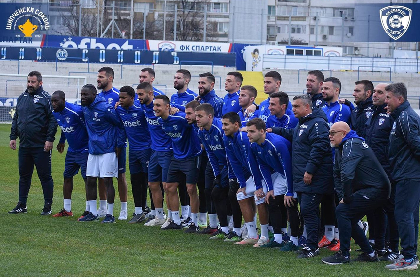 Разкритие: Херо пробва 3 схеми в 6-те контроли на Спартак