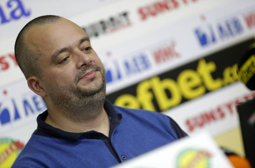 РАЗКРИТИЕ: Левски продължава да се издържа от феновете