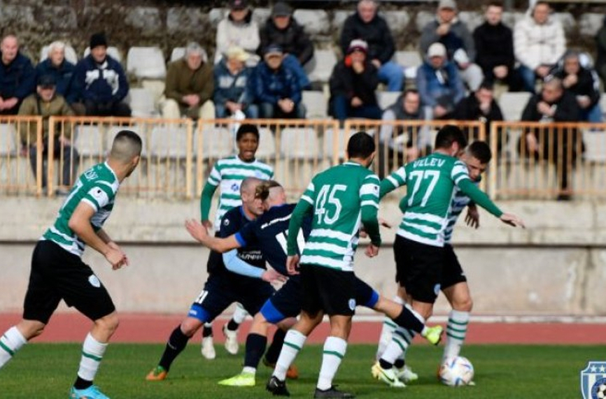 Черно море победи Черноморец (Балчик) с 2:0 в контрола