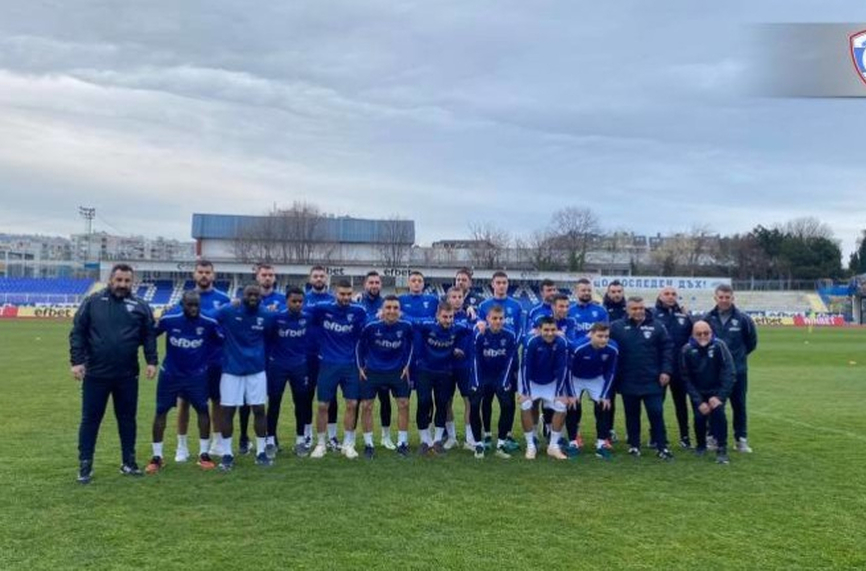 Спартак (Вн) почна с реми в Турция (ВИДЕО)