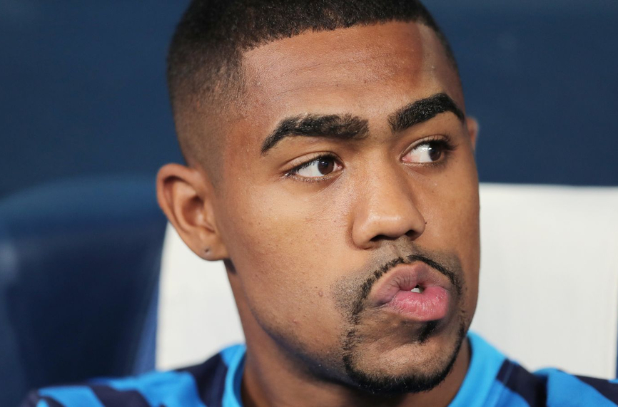 ПСЖ набеляза бивш играч на Барселона