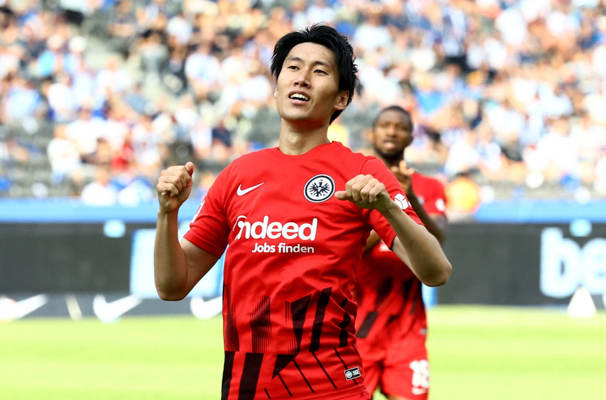 Барселона си хареса японец от Бундеслигата