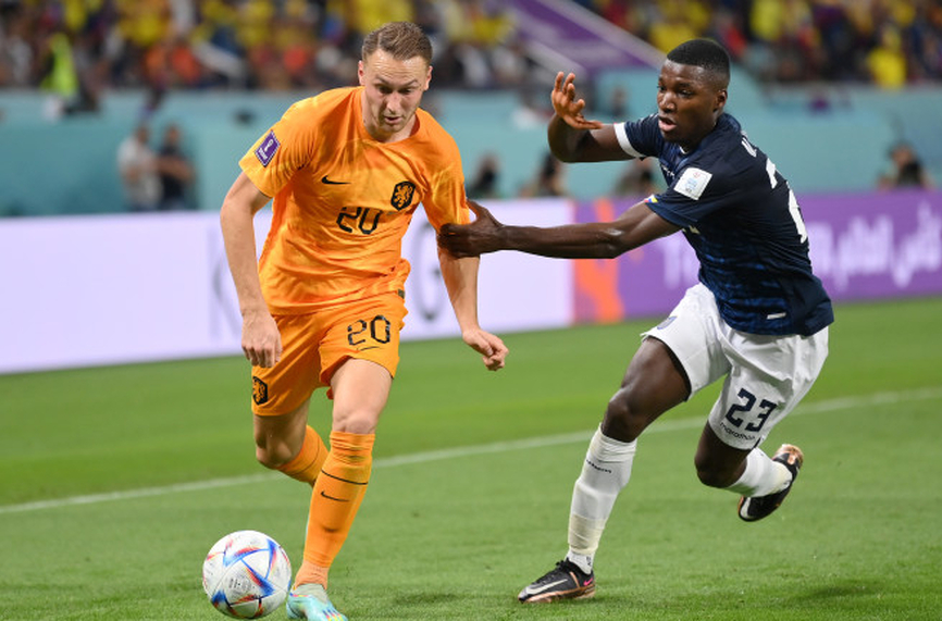 Еквадорец поиска да напусне Брайтън