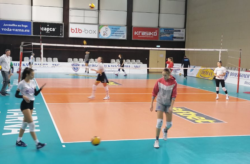 Варна ДКС с тежко гостуване на Славия