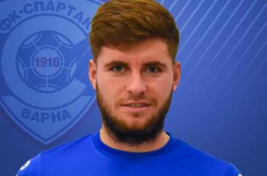 Херо прекроява защитата на Спартак Варна