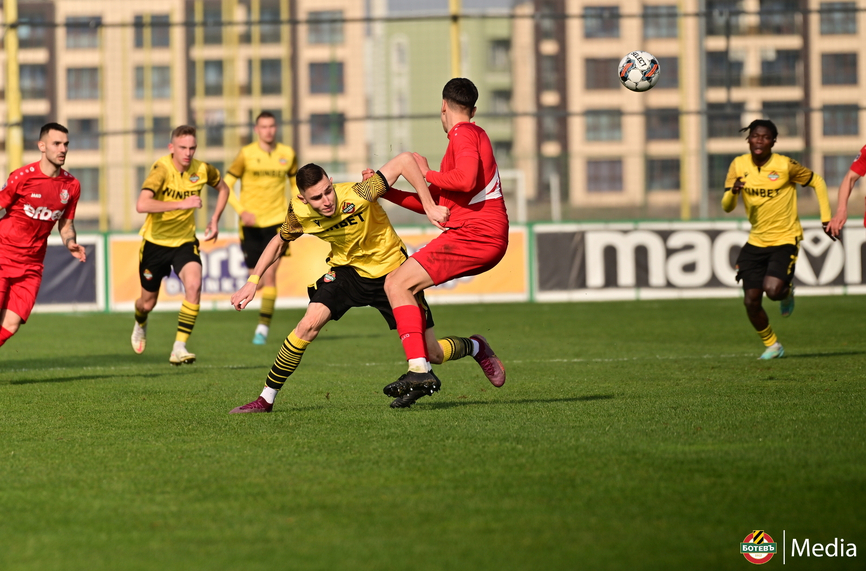 Беласица излъга Ботев II в Коматево