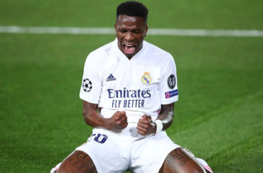 Реал връчва специален номер на Винисиус