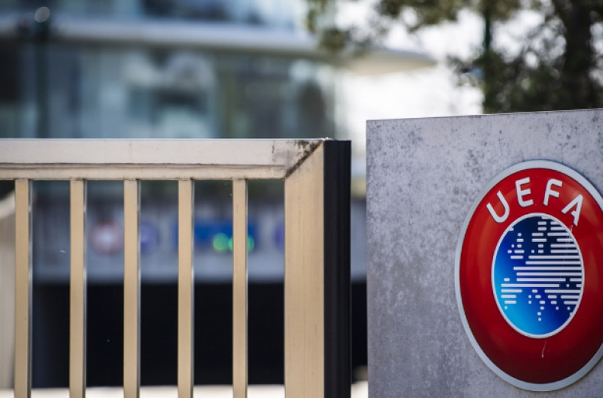УЕФА започна разследване срещу Барселона