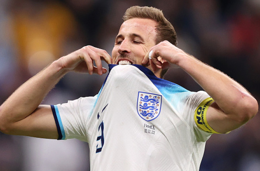 Юнайтед дава и вратар за Хари Кейн