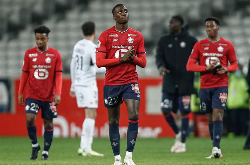 Лил пети във Франция след бой срещу Лориен