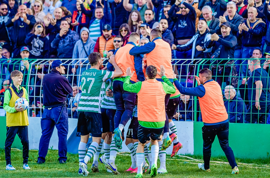 ФАНТАСТИЧНО ДЕРБИ: Черно море удари Спартак с 3:2 (ВИДЕО)