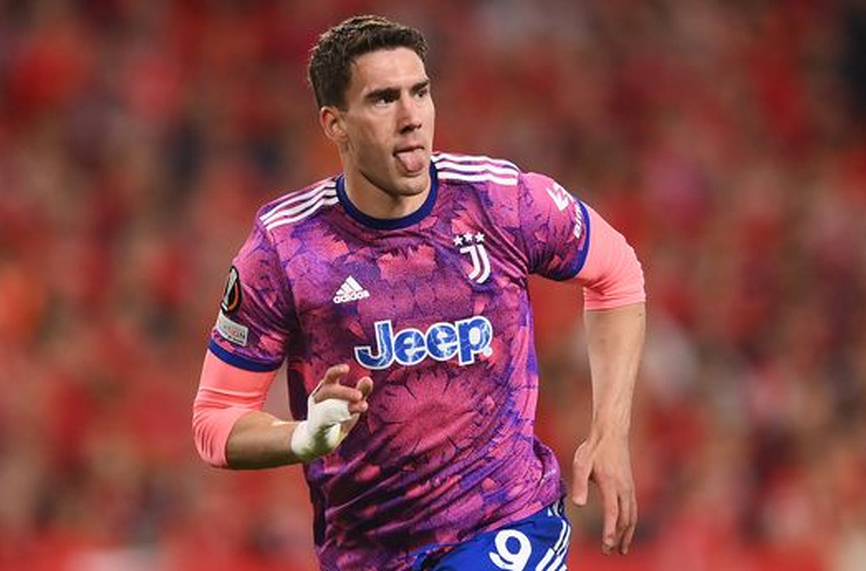 ПСЖ фаворит за подписа на Влахович