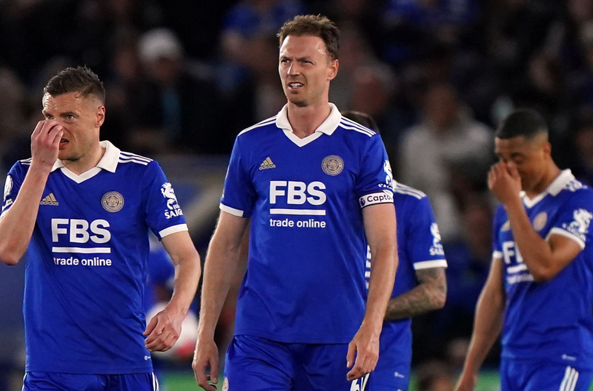 Лийдс и Лестър изпаднаха, Астън Вила влезе в Европа (ВИДЕО)