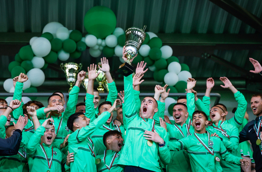 Наградиха юношите на Лудогорец за титлите в U15 и U17