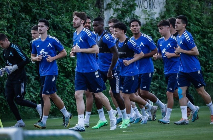 Левски обяви програмата си за лагера в Правец