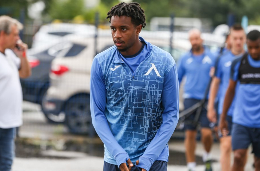 Халф си тръгва от Левски