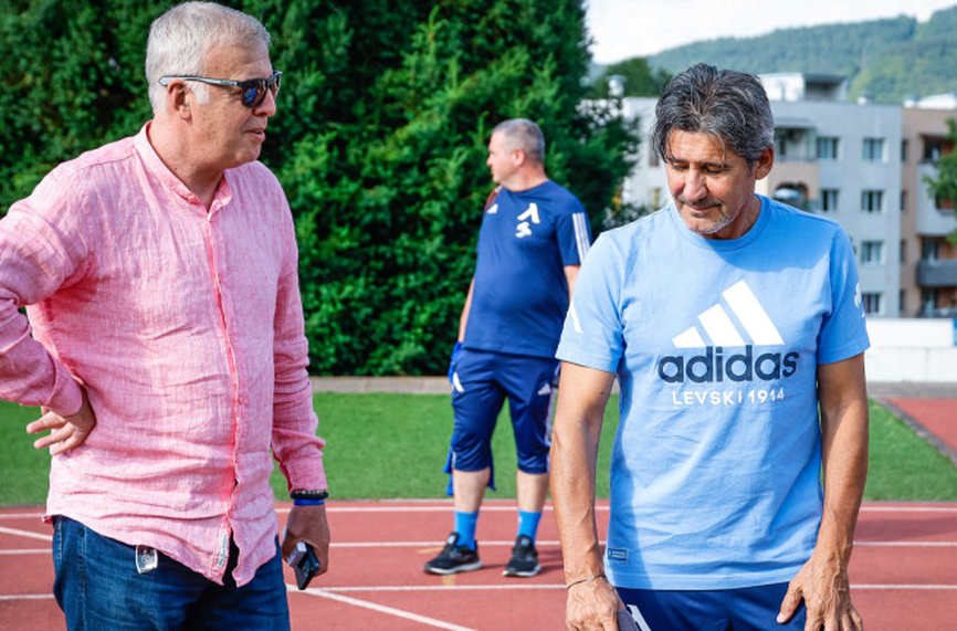 Сираков проведе дълъг разговор с Николай Костов