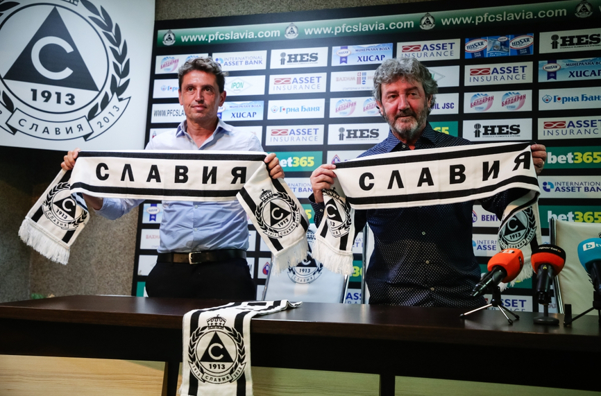 Румънци са фаворити срещу Славия на Бакеро