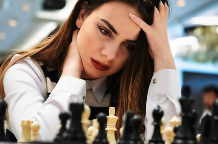 Салимова започна с реми финала на Световната купа по шахмат