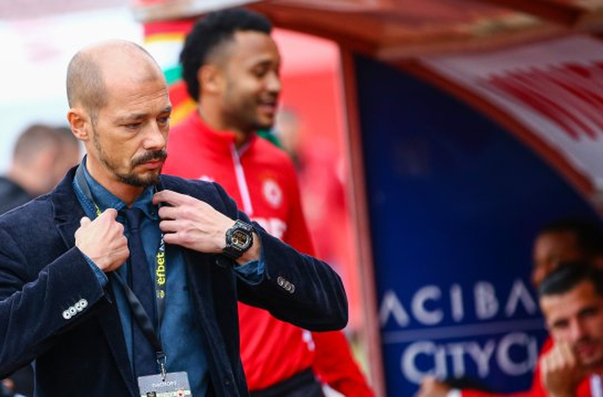 Нестор Ел Маестро с най-висока заплата в efbet Лига