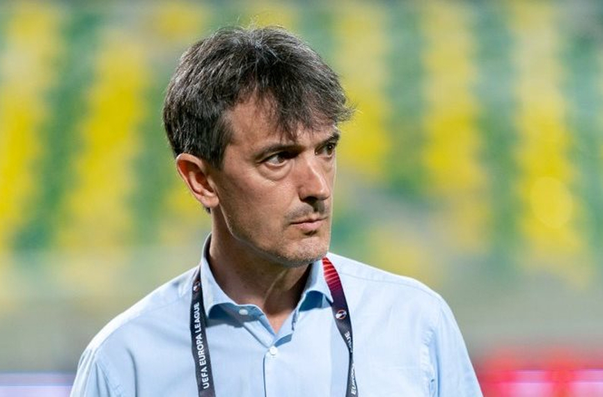 Официално: Виляреал уволни треньора