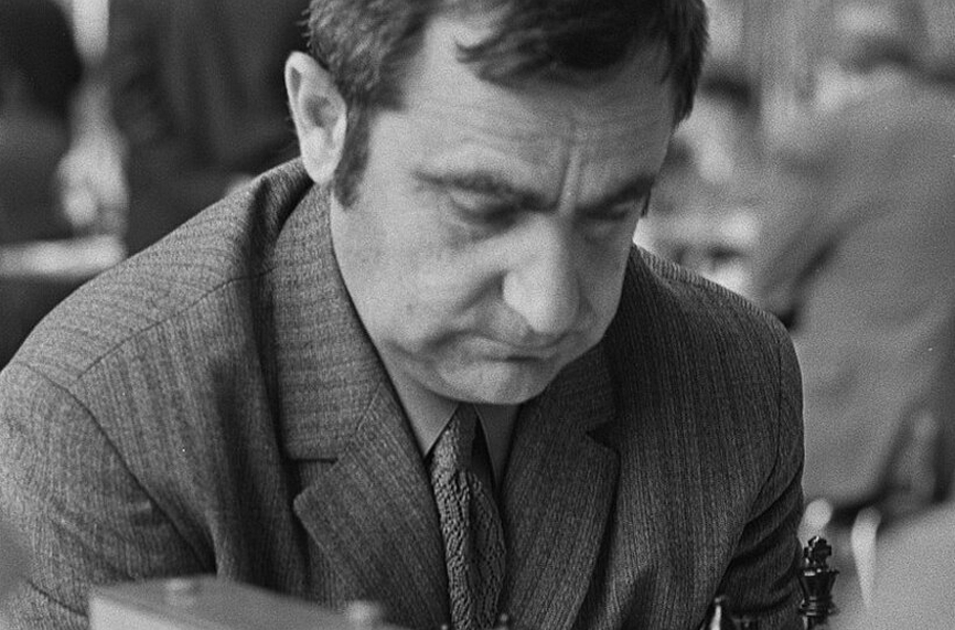 На 90-годишна възраст почина гросмайстор Никола Пъдевски