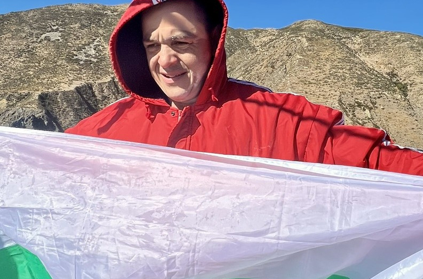 Цанко Цанков преплува протока Кук с най-добро време за сезона