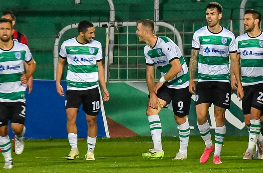 Двама разделят първото място при голмайсторите в efbet Лига (ВИДЕО)