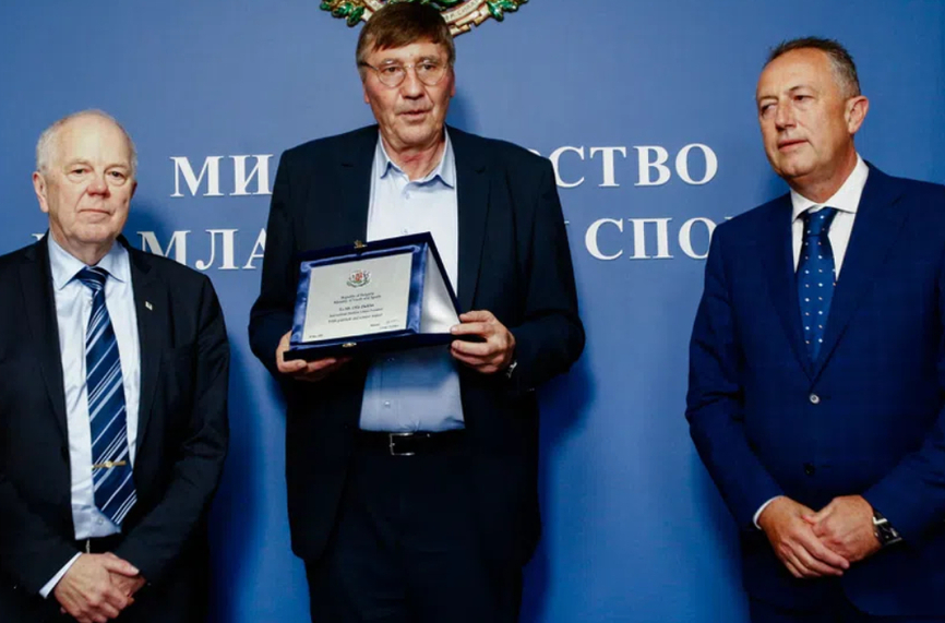 Шефът на световния биатлон впечатлен от възможната ни кандидатура за Младежка олимпиада
