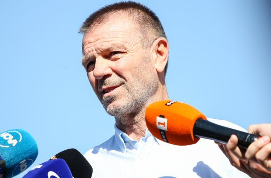 Стойчо Младенов: Очаквам добри резултати от националния отбор