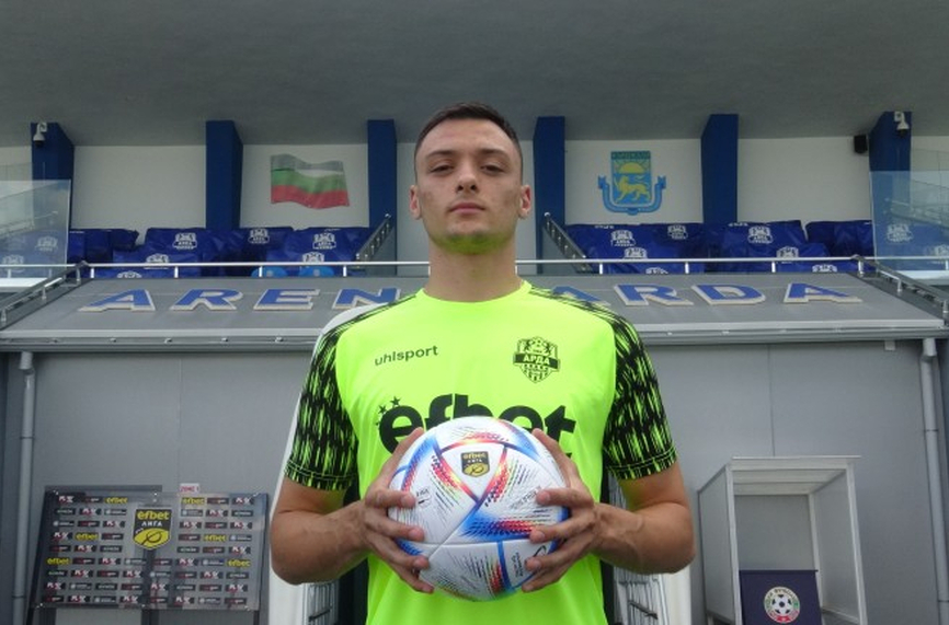 Изненада: Наш вратар спря с футбола на 23