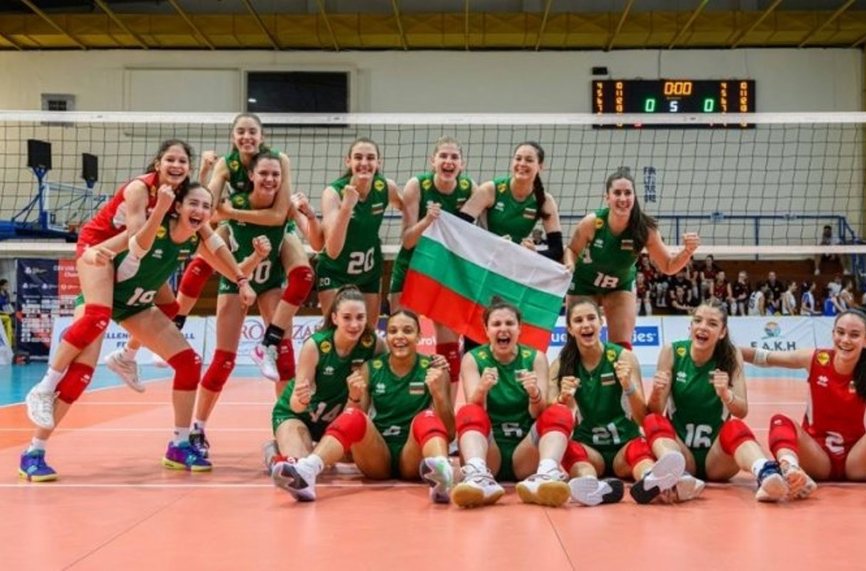 Девойките ни по волейбол с шест от шест на Европейското първенство!