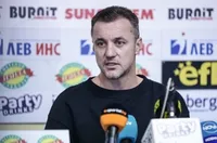 Генчев бил вариант за Аполон Лимасол