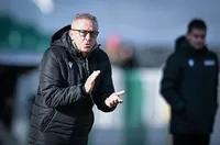 Черно море чака ляво крило от чужбина