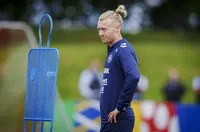 Симон Кяер спира с футбола