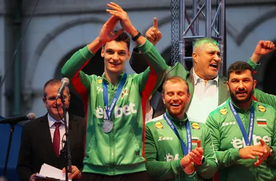 Алекс Николов: Не мога да спра да се усмихвам
