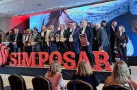 Наградиха Стоичков на симпозиум в Сараево