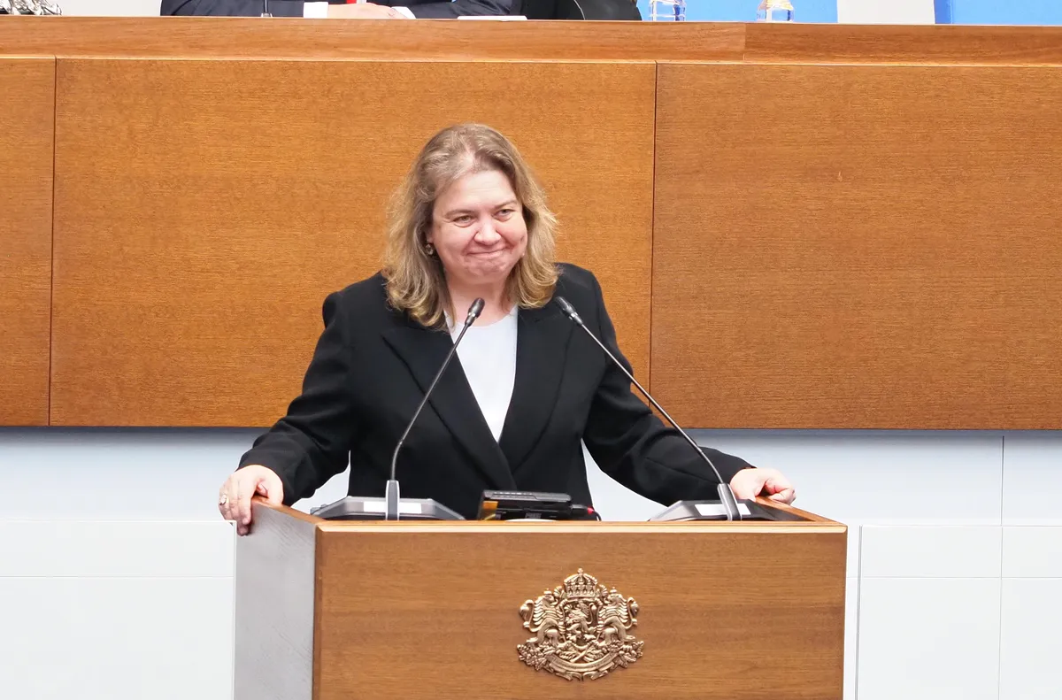 Киселова към Насар: Продължавайте все така уверено да печелите битки