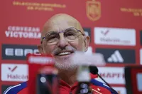 Де ла Фуенте: Искаме победа и ще изкараме най-добрия ни отбор